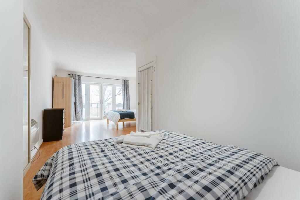Up To 4 People, Room In A Share House Next To London Bridge Екстер'єр фото