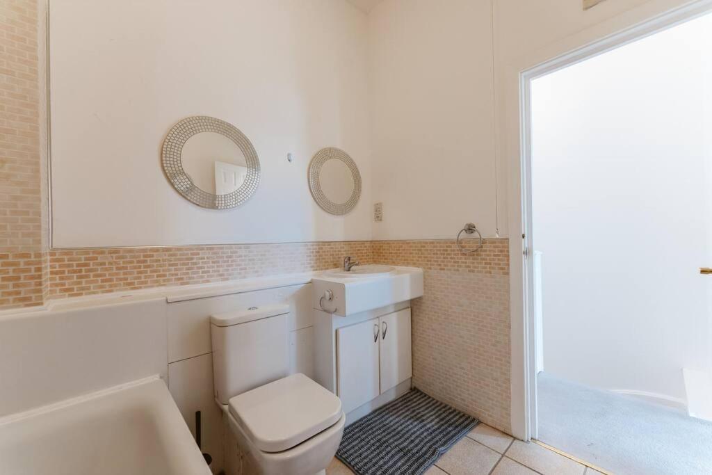 Up To 4 People, Room In A Share House Next To London Bridge Екстер'єр фото